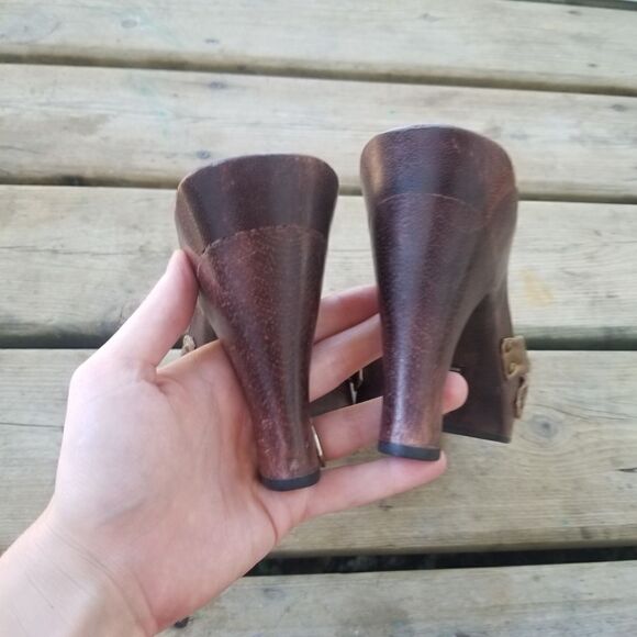 Vintage 90s y2k BRATZ Wood Leather Heeled Sandals - Picture 5 of 9